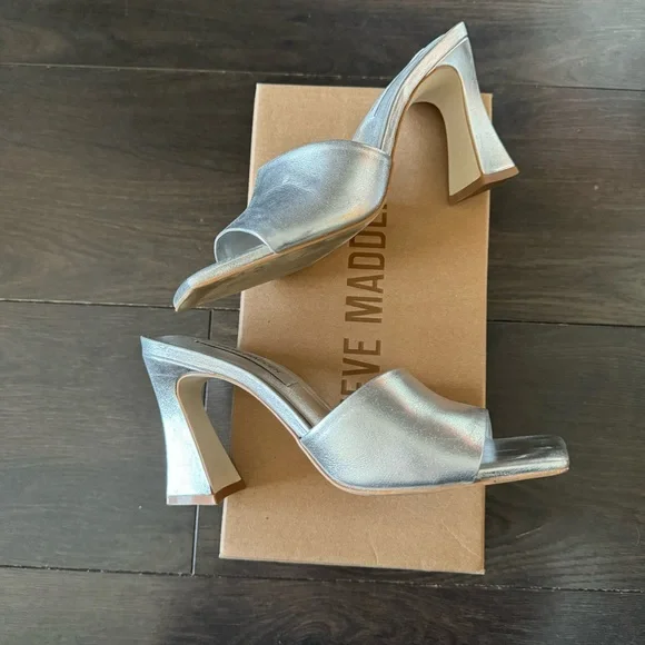 Steve Madden Heels - Picture 2 of 6